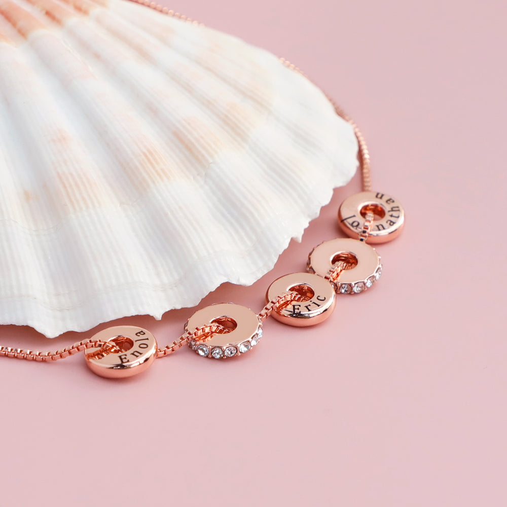 Kreis Charm Halskette mit individueller Namensgravur